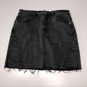 Forever 21 Black Denim Skirt Distressed Size Large